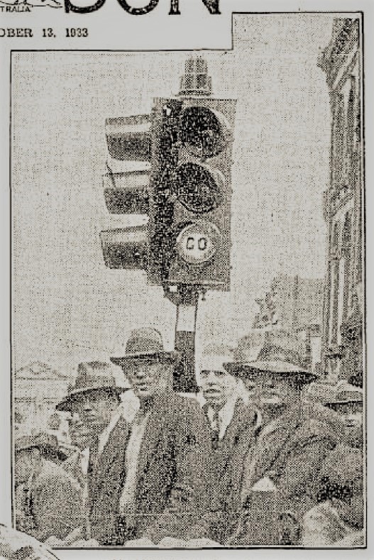 Traffic lights, corner of Market and Kent Streets The Dictionary of